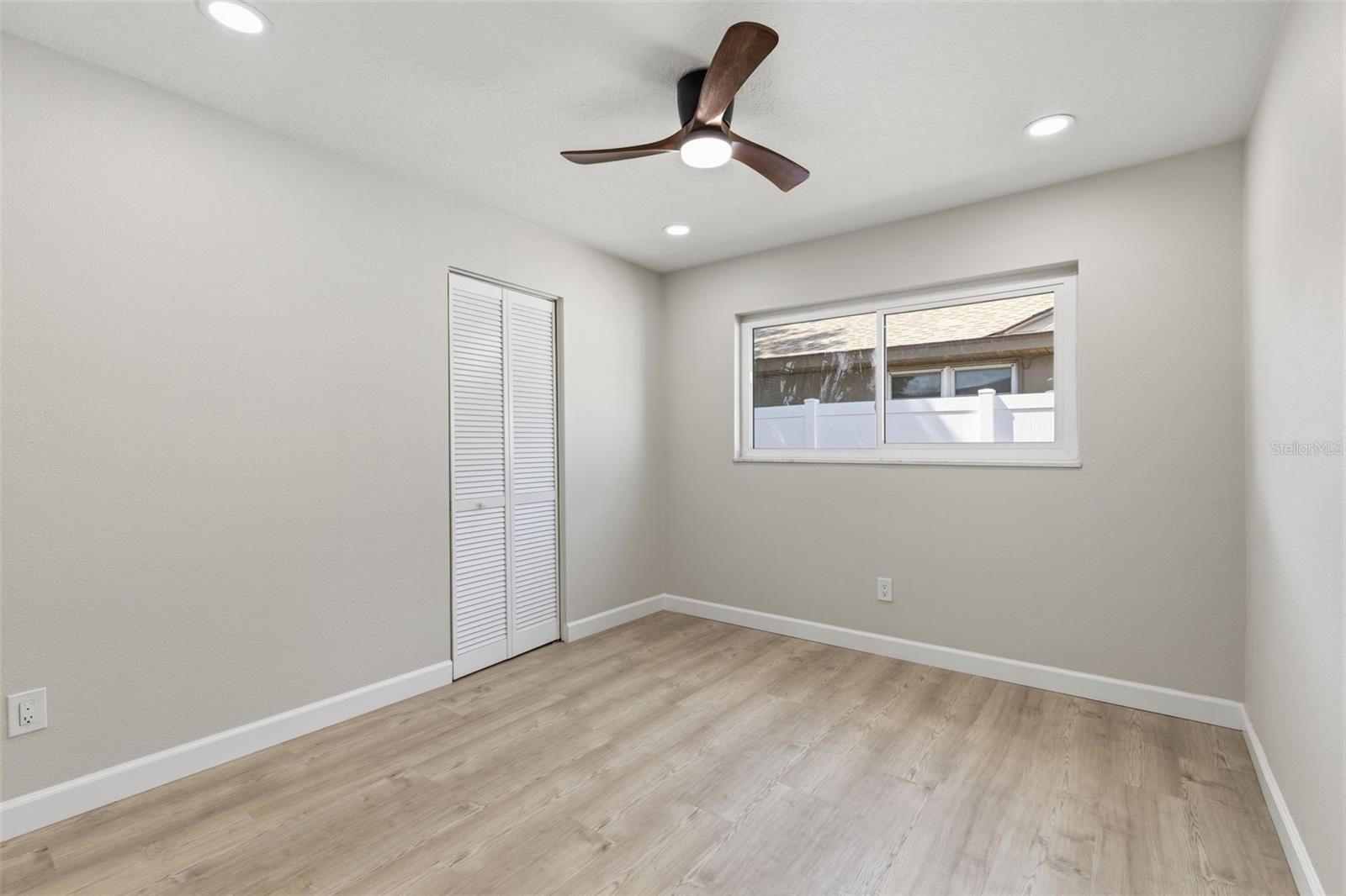 MEADOWS THE 1ST ADD - Residential