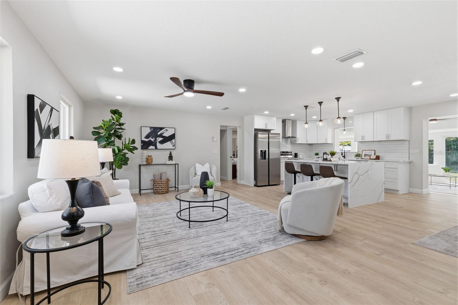 MEADOWS THE 1ST ADD - Residential