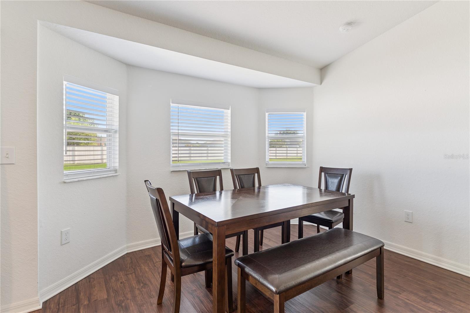 SOLIS GARDENS - Residential