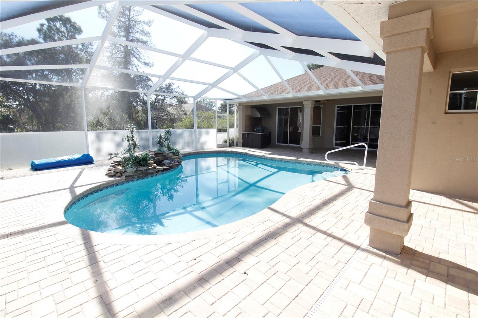 ROYAL HIGHLANDS - Residential