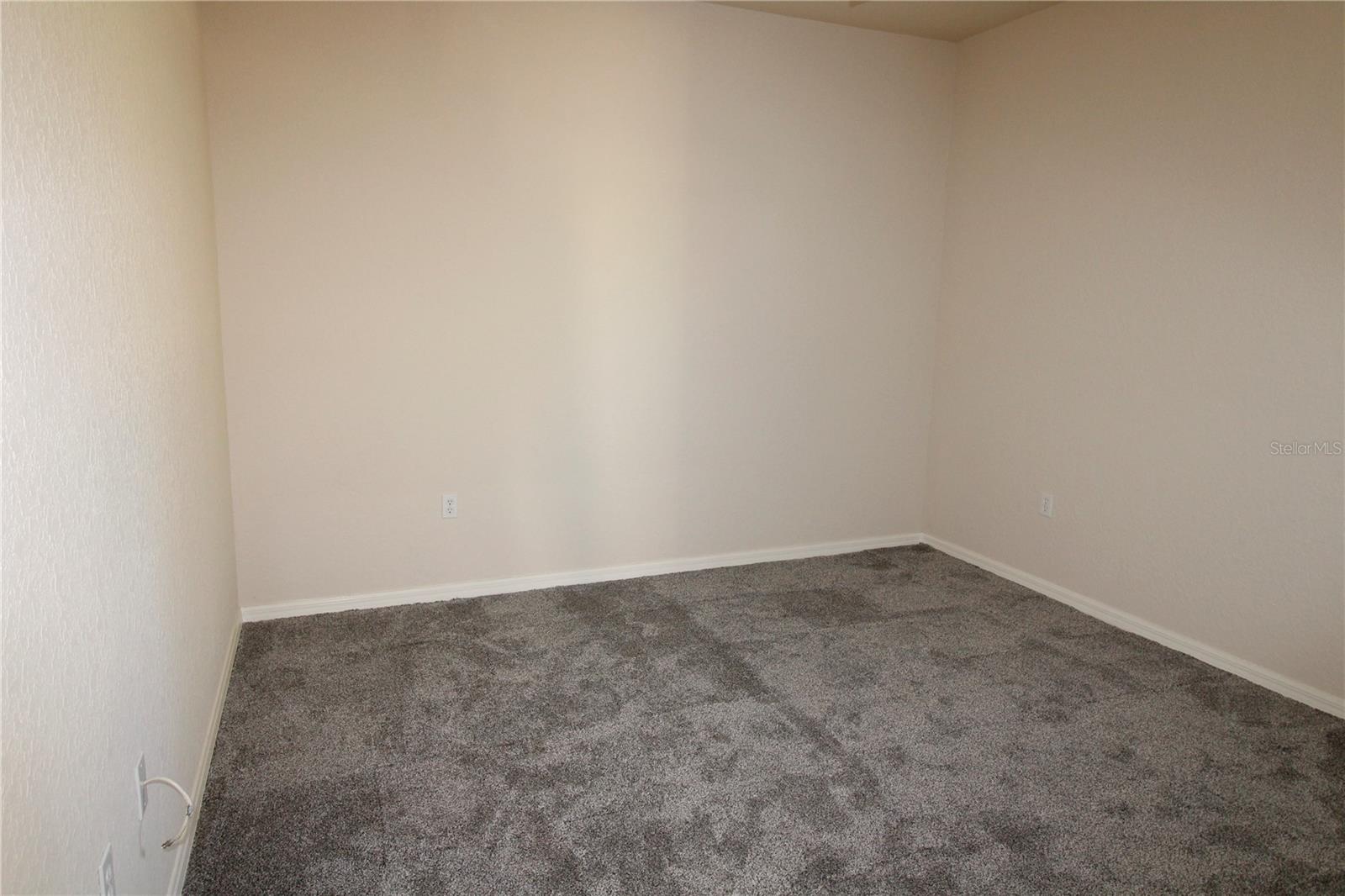 ROYAL HIGHLANDS - Residential