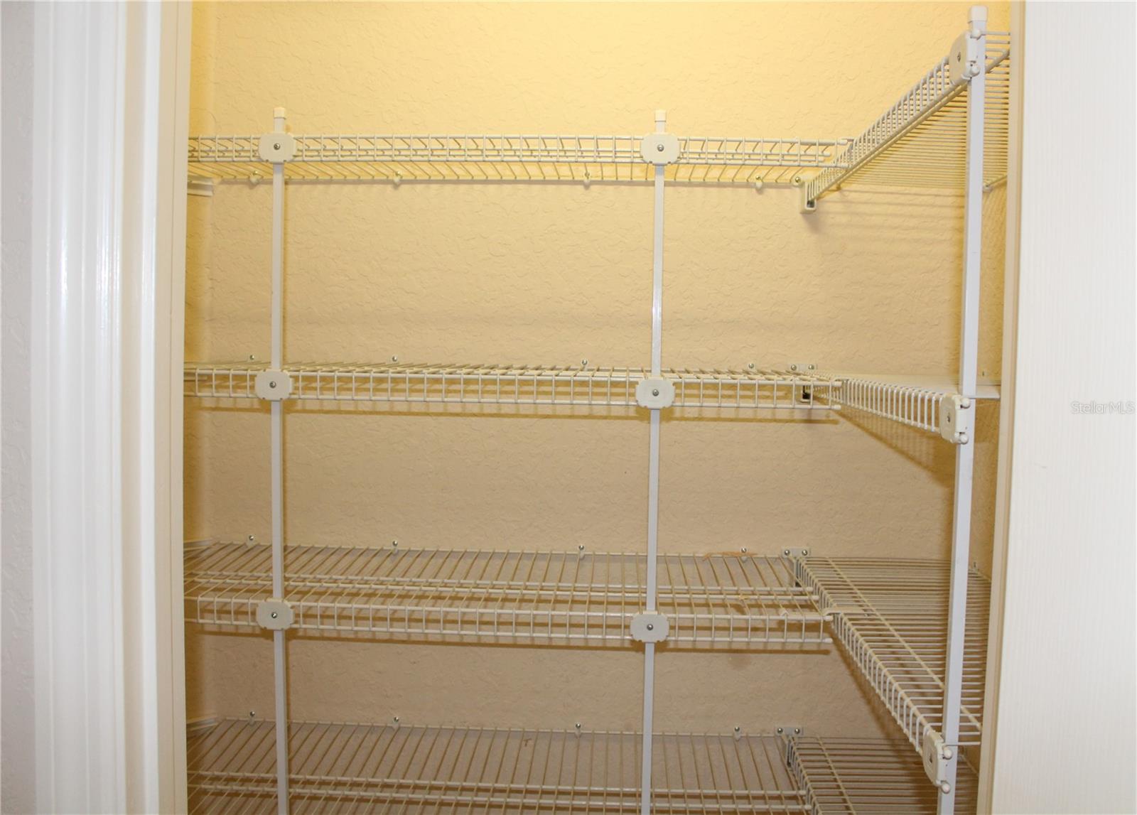 ROYAL HIGHLANDS - Residential