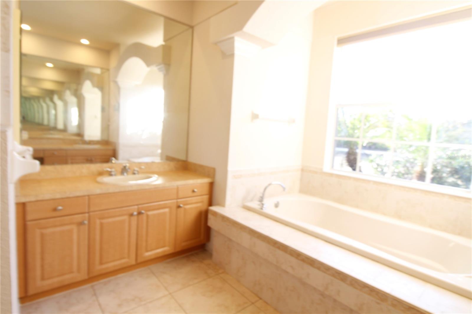 ROYAL HIGHLANDS - Residential