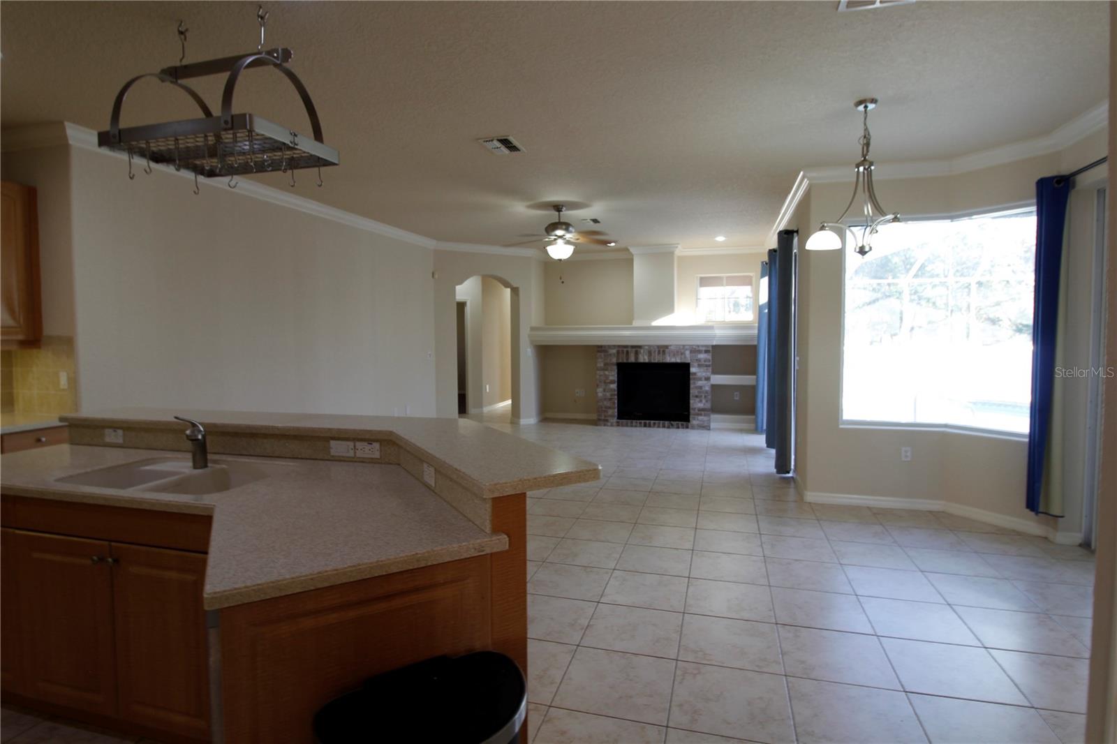 ROYAL HIGHLANDS - Residential