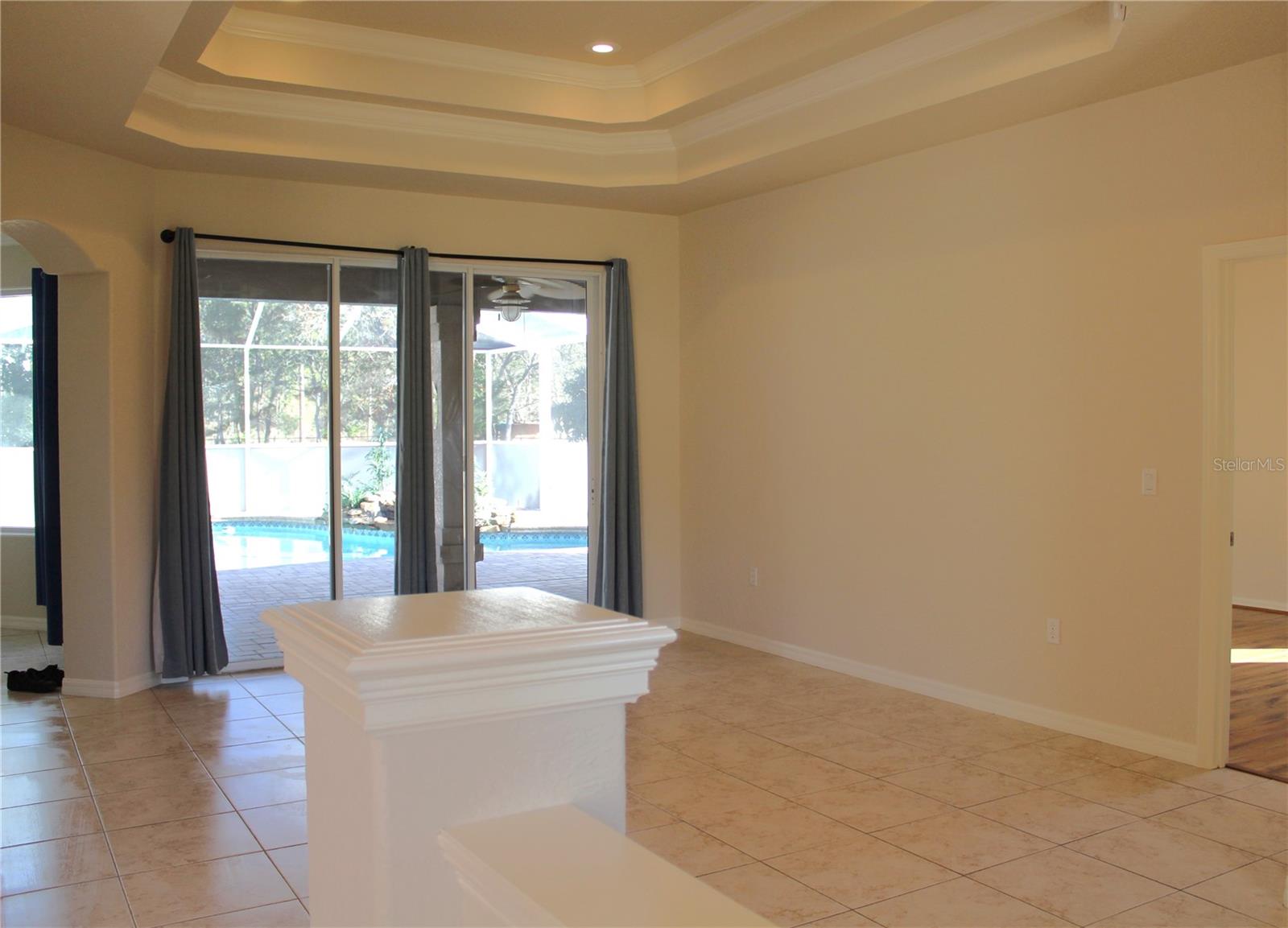 ROYAL HIGHLANDS - Residential