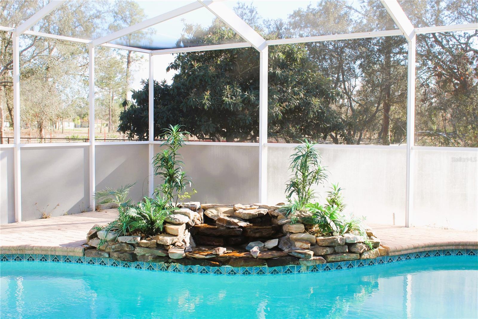 ROYAL HIGHLANDS - Residential