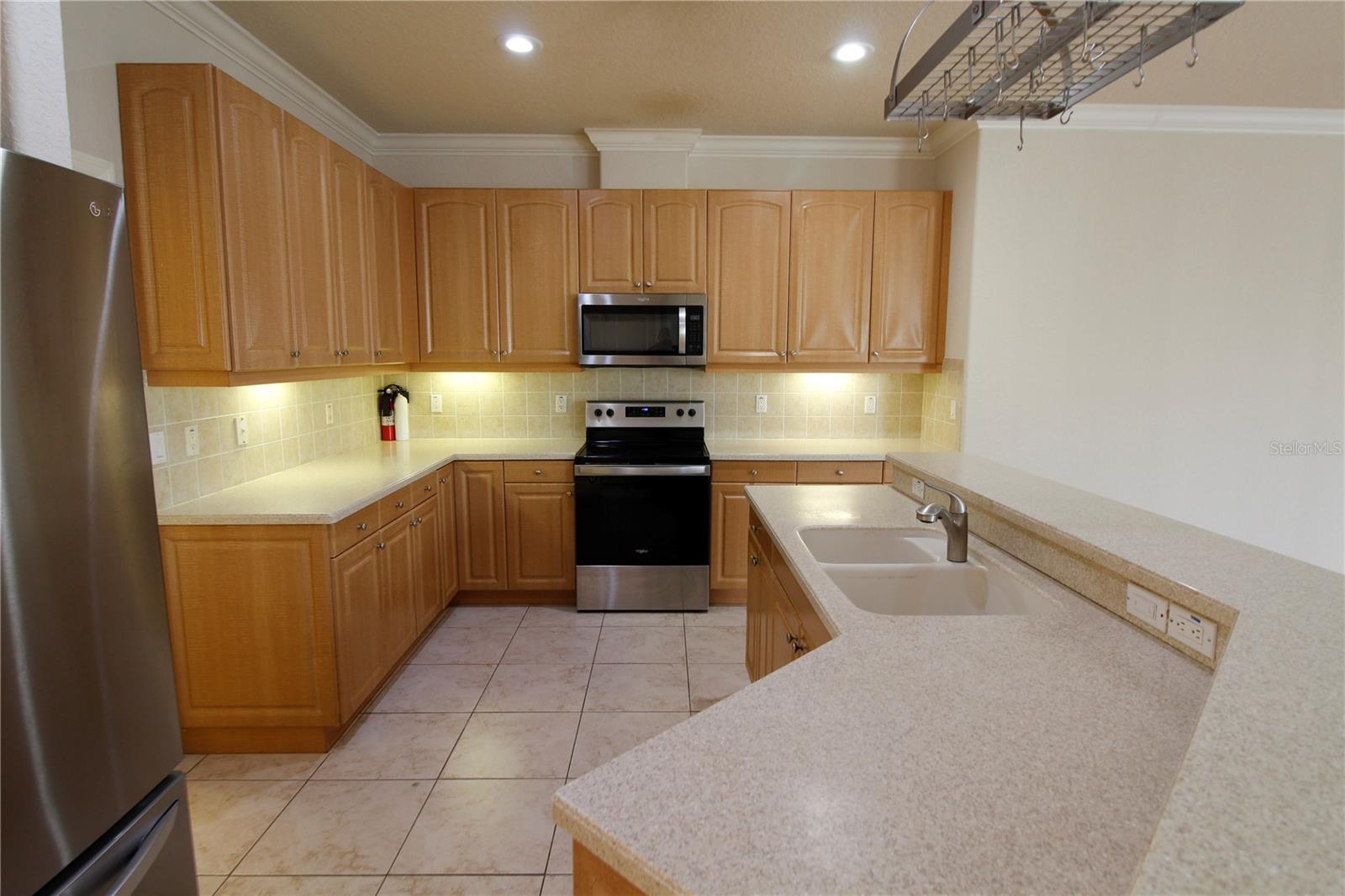 ROYAL HIGHLANDS - Residential