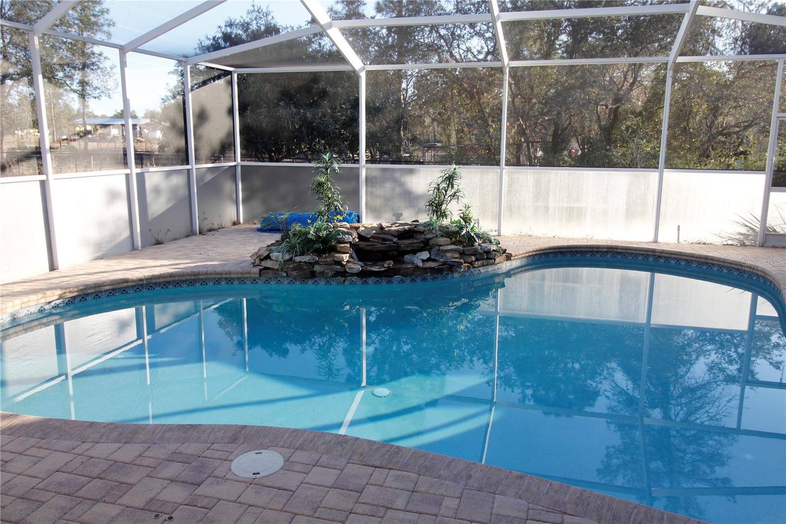 ROYAL HIGHLANDS - Residential