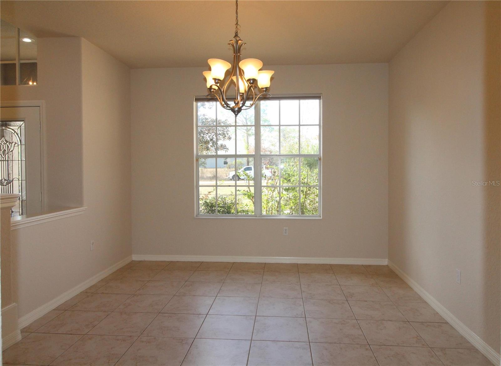 ROYAL HIGHLANDS - Residential