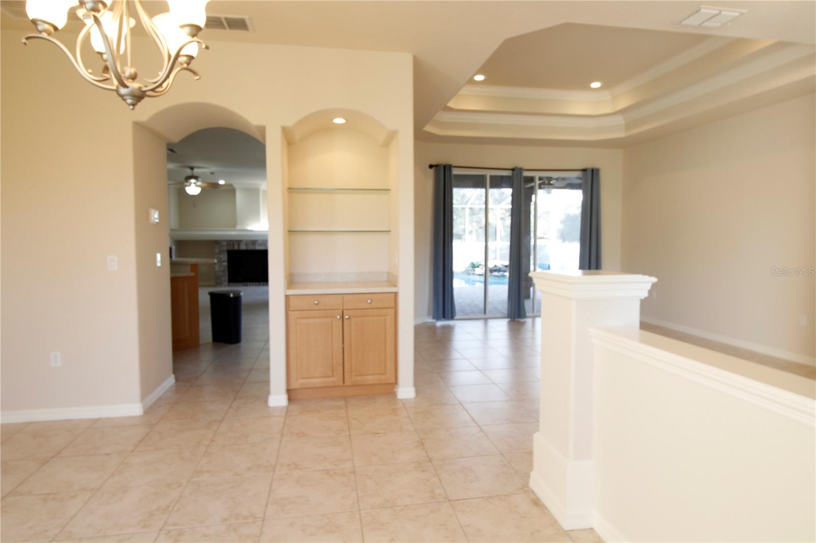 ROYAL HIGHLANDS - Residential