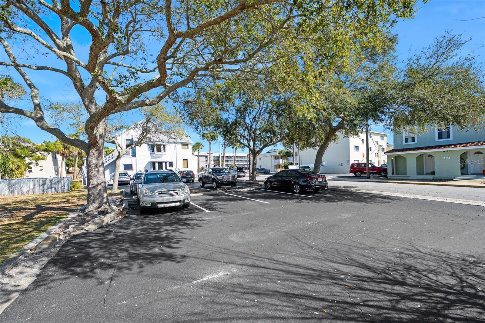 42 S PENINSULA DRIVE