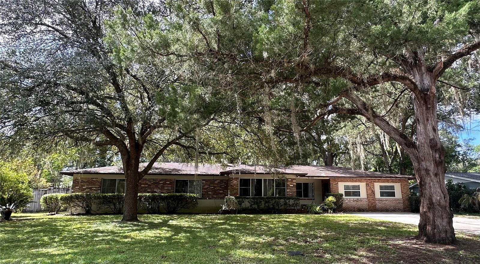 3735 SW 2ND PLACE