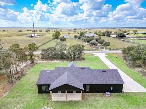 A home in DUNNELLON