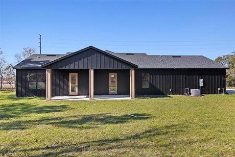 A home in DUNNELLON