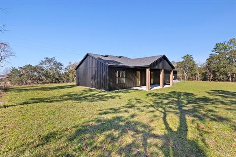 A home in DUNNELLON