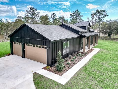 A home in DUNNELLON