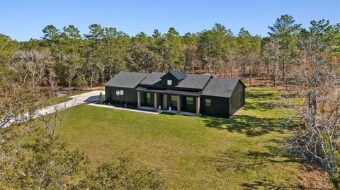 A home in DUNNELLON