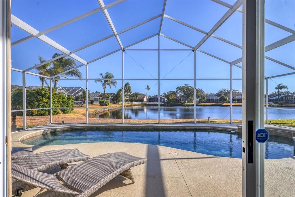 Photo of 4509 Sanibel Way, Bradenton, FL 34203 (MLS # A4681955)