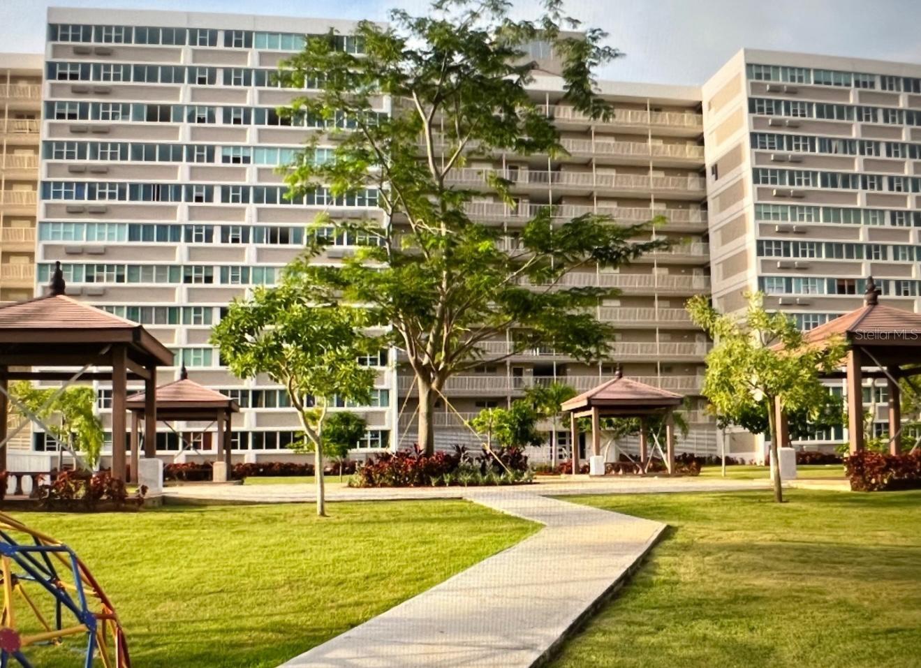 COND. SAN JUAN VIEW - Residential Lease