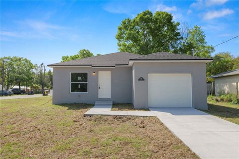 Photo of 3141 Crystal Hills Loop S, Lakeland, FL 33801 (MLS # L4959289)