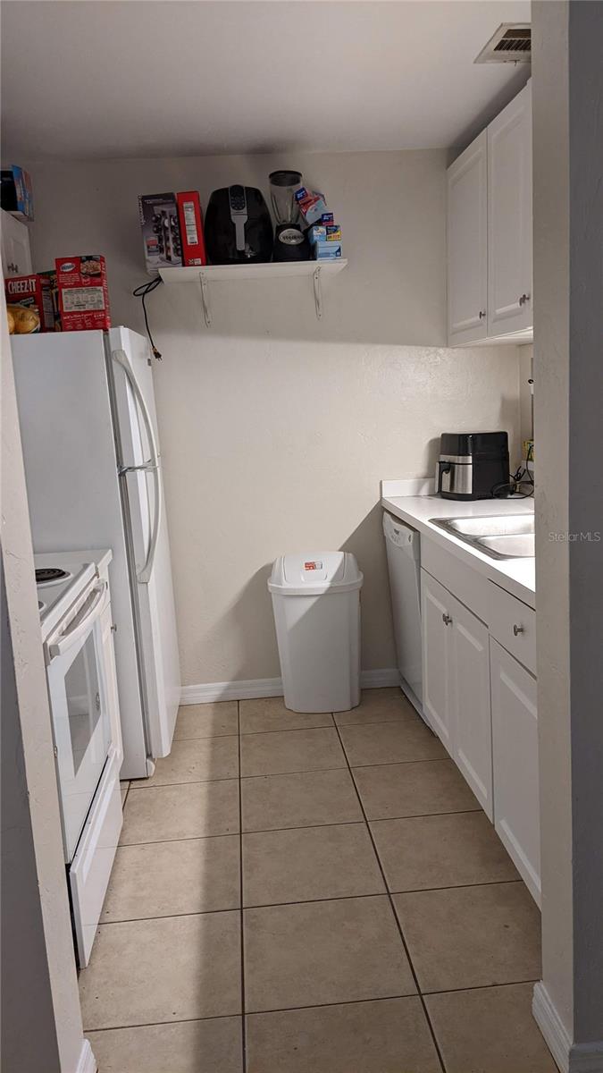 4000 SW 23RD STREET 3-107