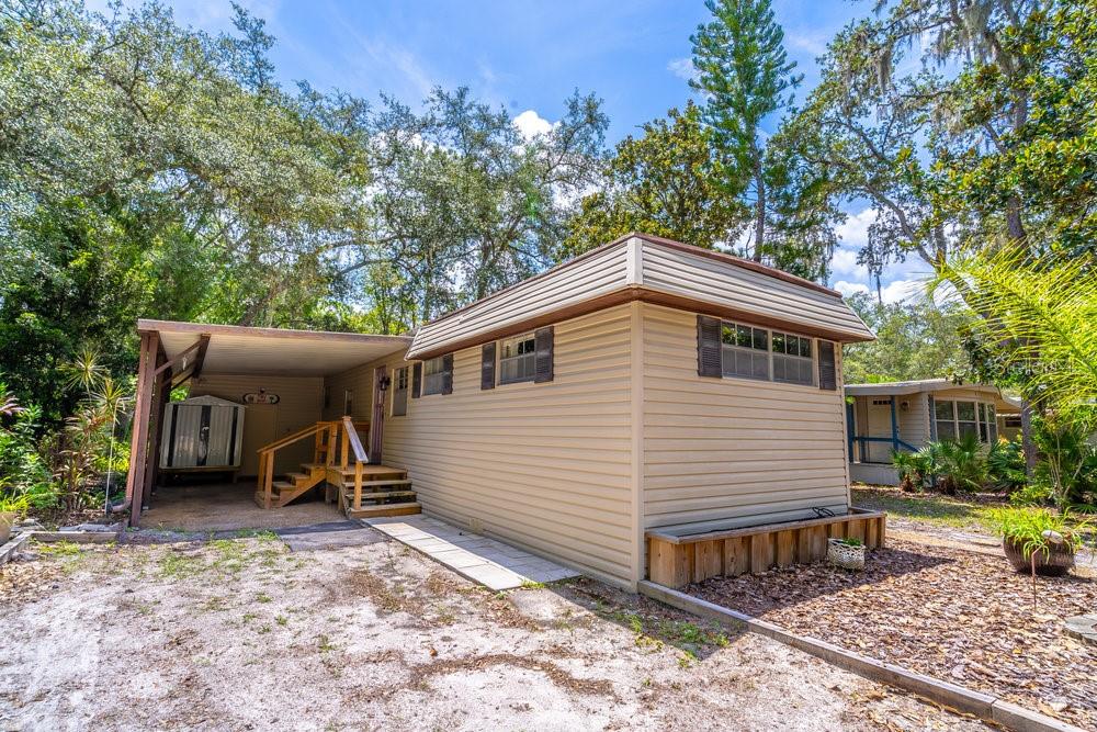 410 N PLANTATION BOULEVARD