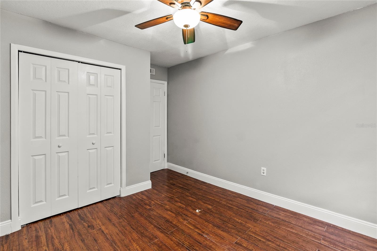 WINDMILL POINT CONDO - Residential Lease