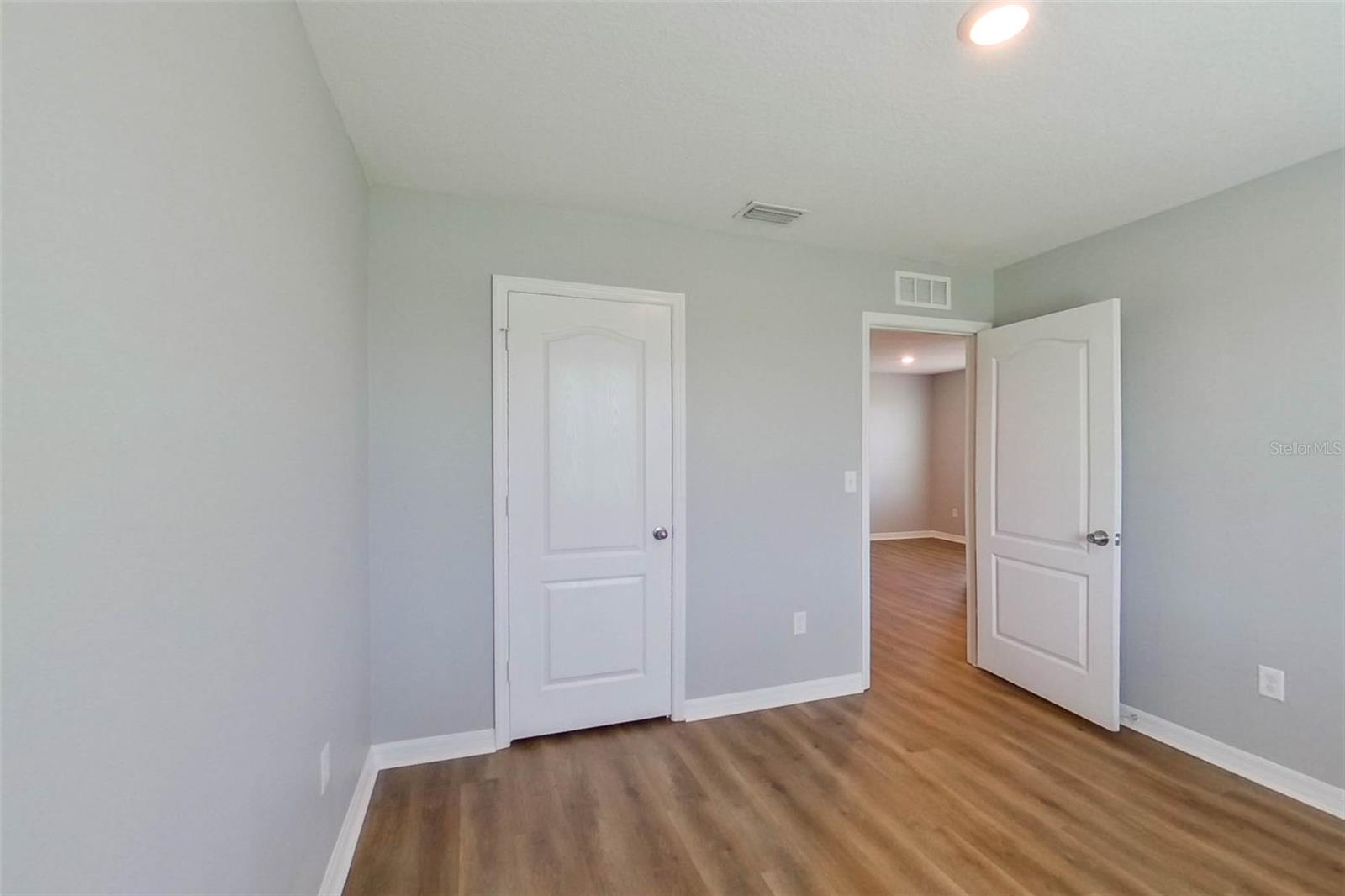 TRILBY XING PH 1 - Residential Lease