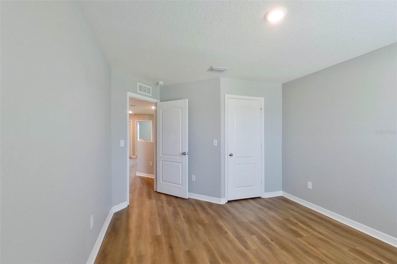 TRILBY XING PH 1 - Residential Lease