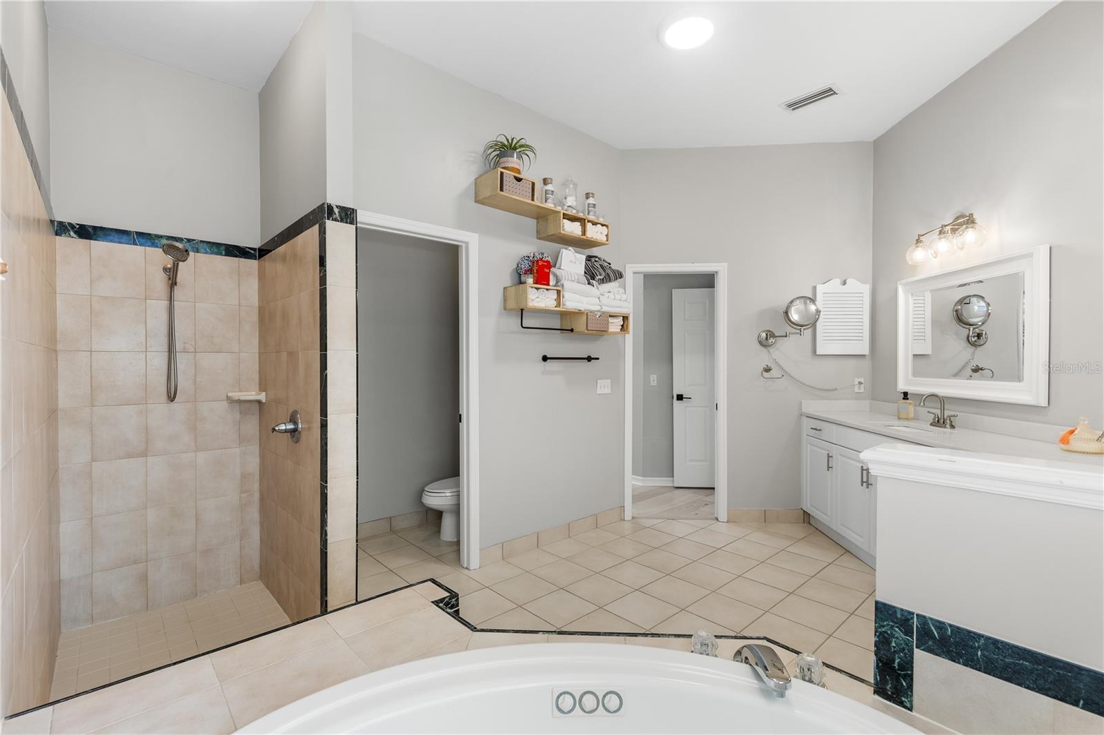 HAILE PLANTATION UNIT 33 PH II - Residential