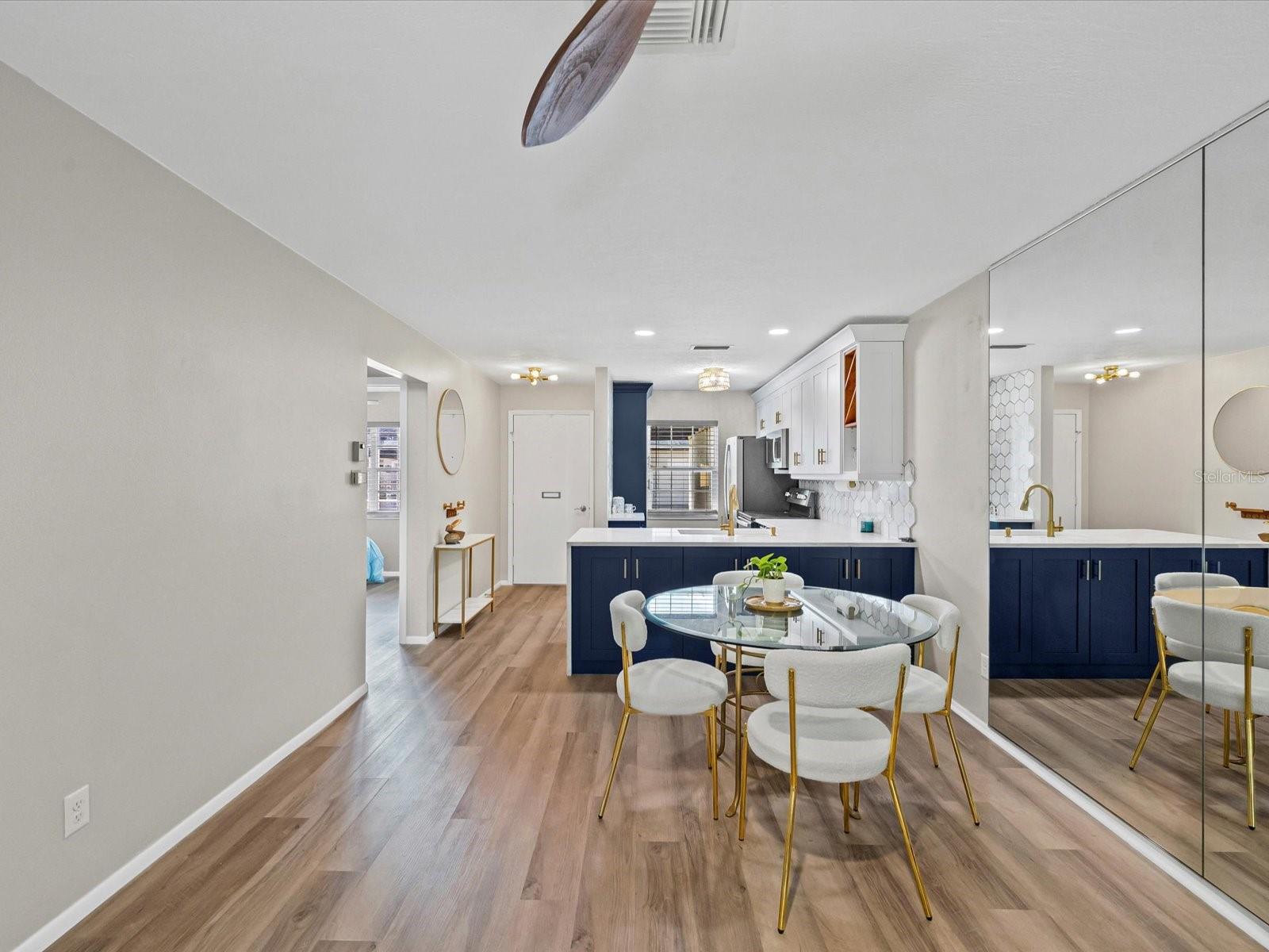 SEVEN SPGS VILLAS CONDO - Residential