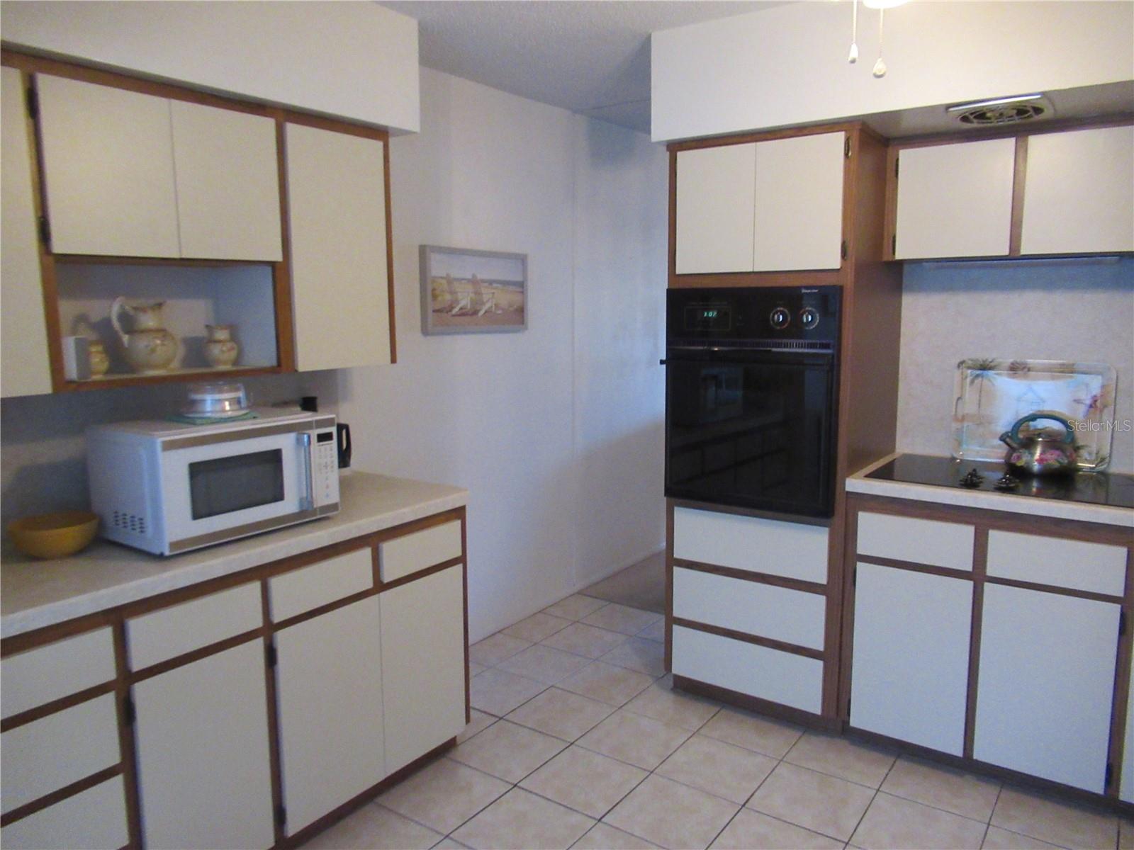 ON TOP OF THE WORLD - Residential