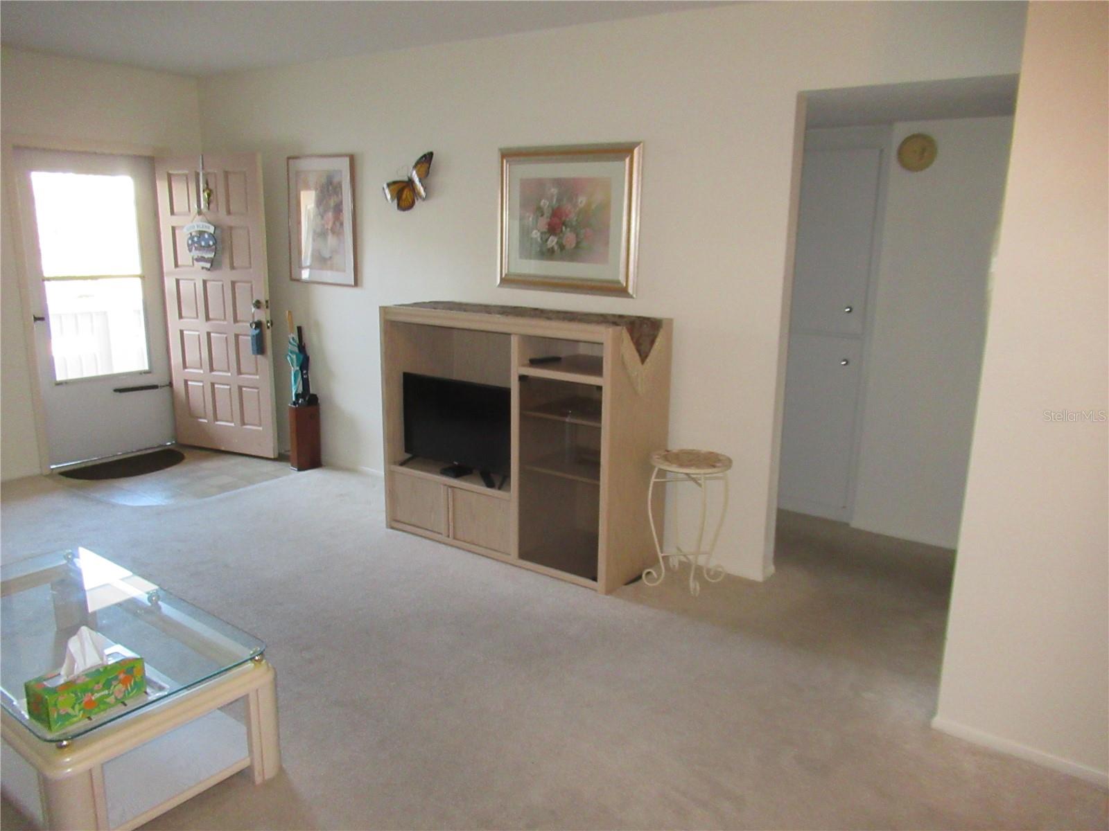 ON TOP OF THE WORLD - Residential