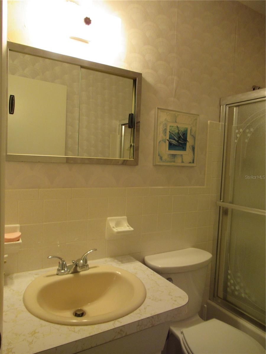 ON TOP OF THE WORLD - Residential