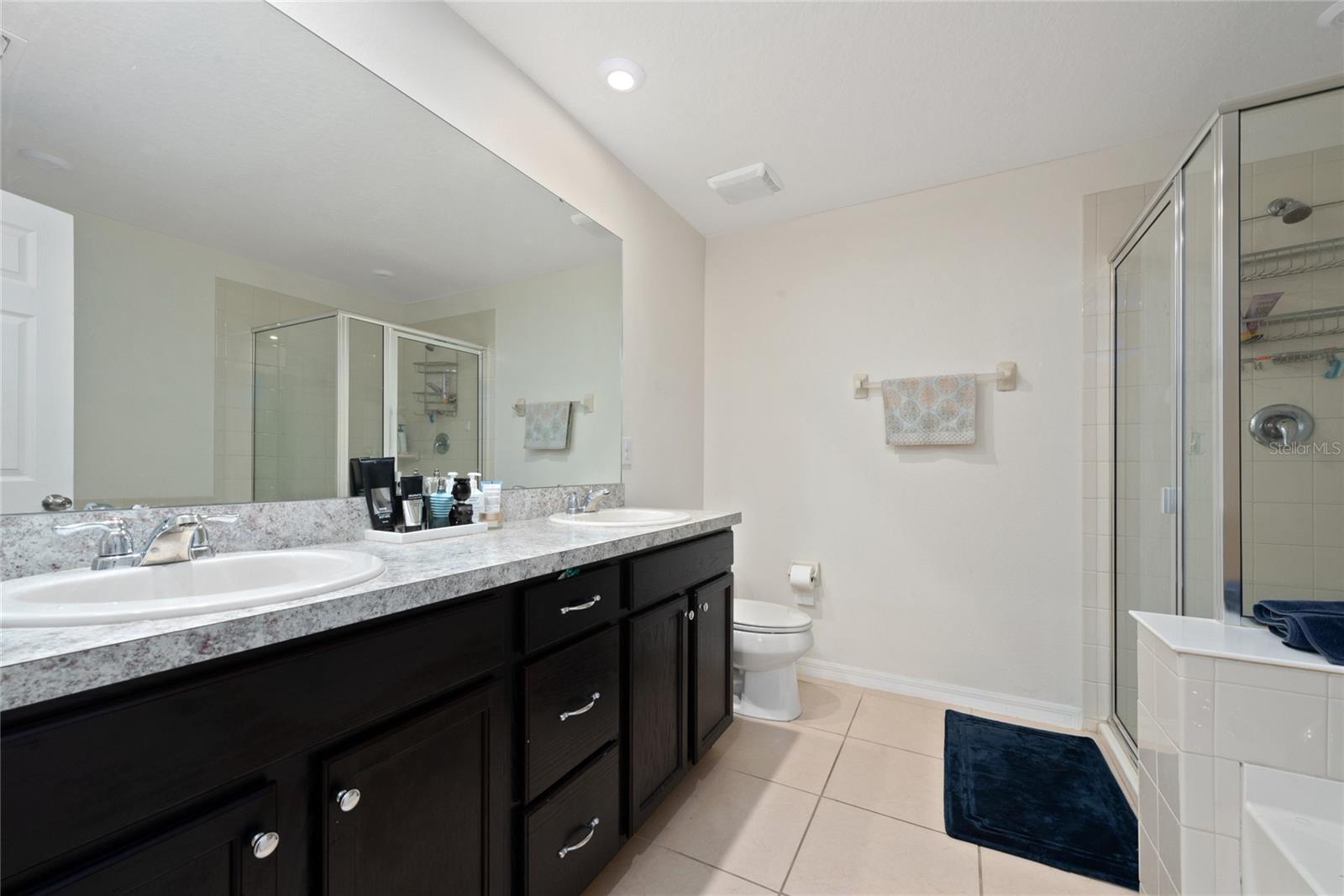 TAPESTRY-PH 5 - Residential