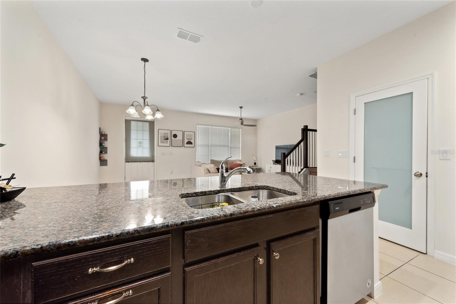 TAPESTRY-PH 5 - Residential