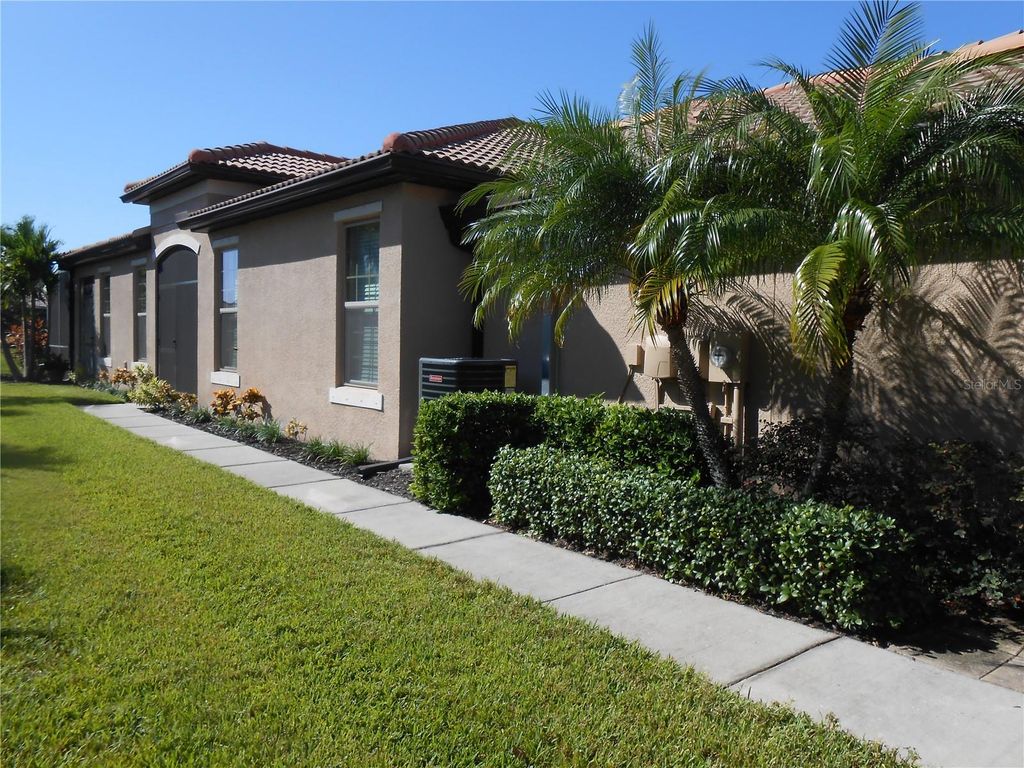 Photo of 344 Mystic Falls Drive, Apollo Beach, FL 33572 (MLS # TB8440321)