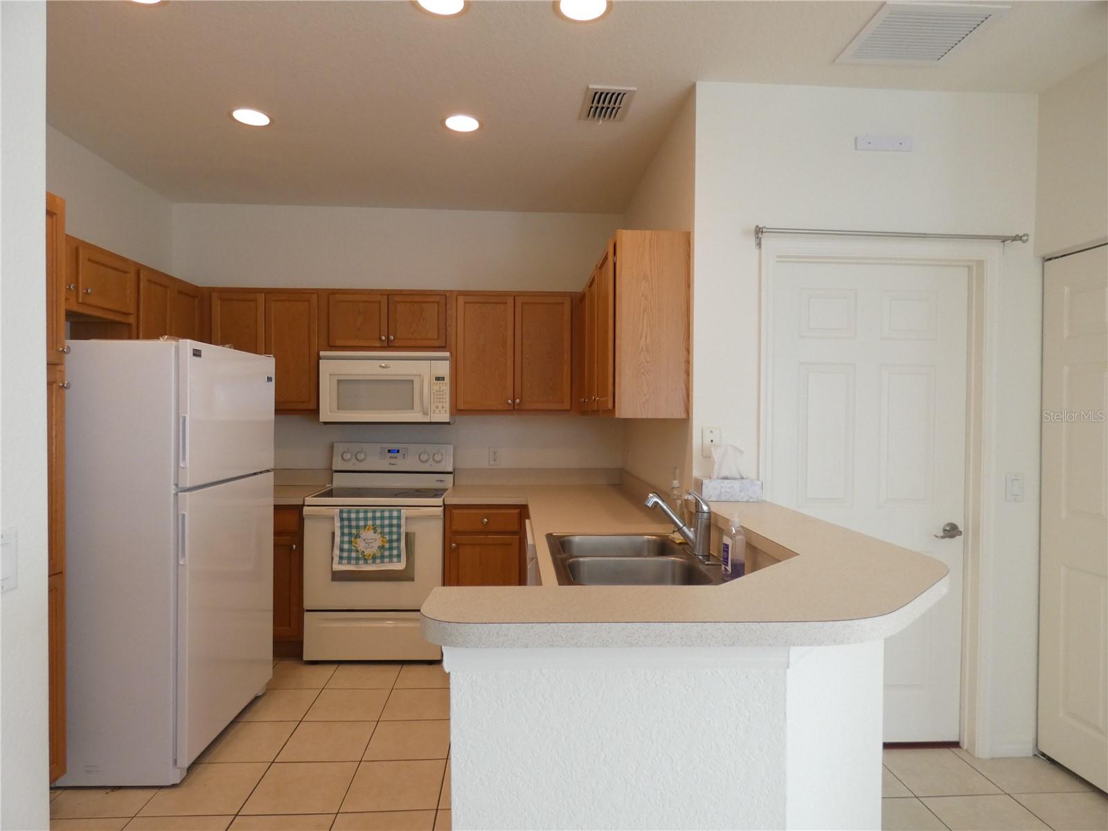 2406 GRAND CENTRAL PARKWAY 14