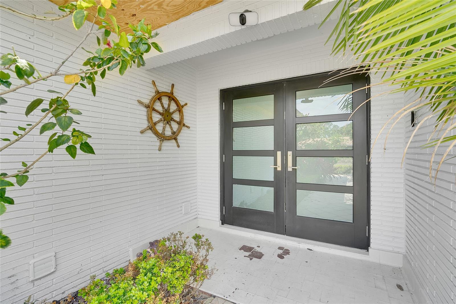 3944 DORAL DRIVE