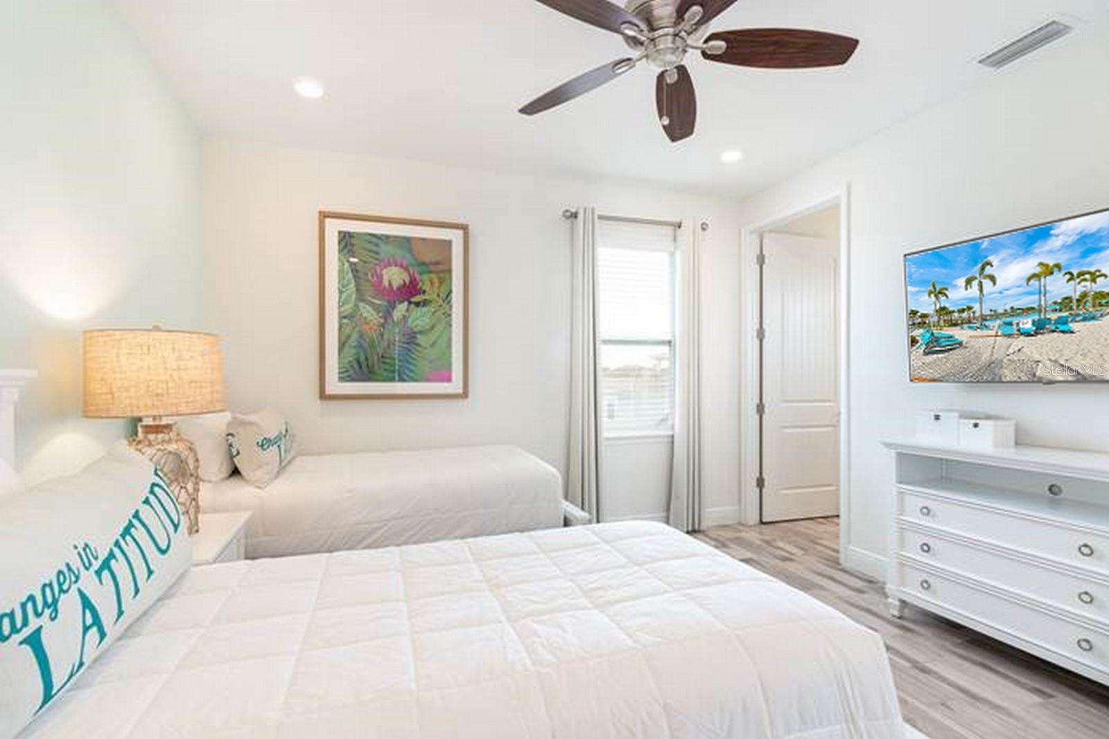 ROLLING OAKS PH 6 - Residential Lease