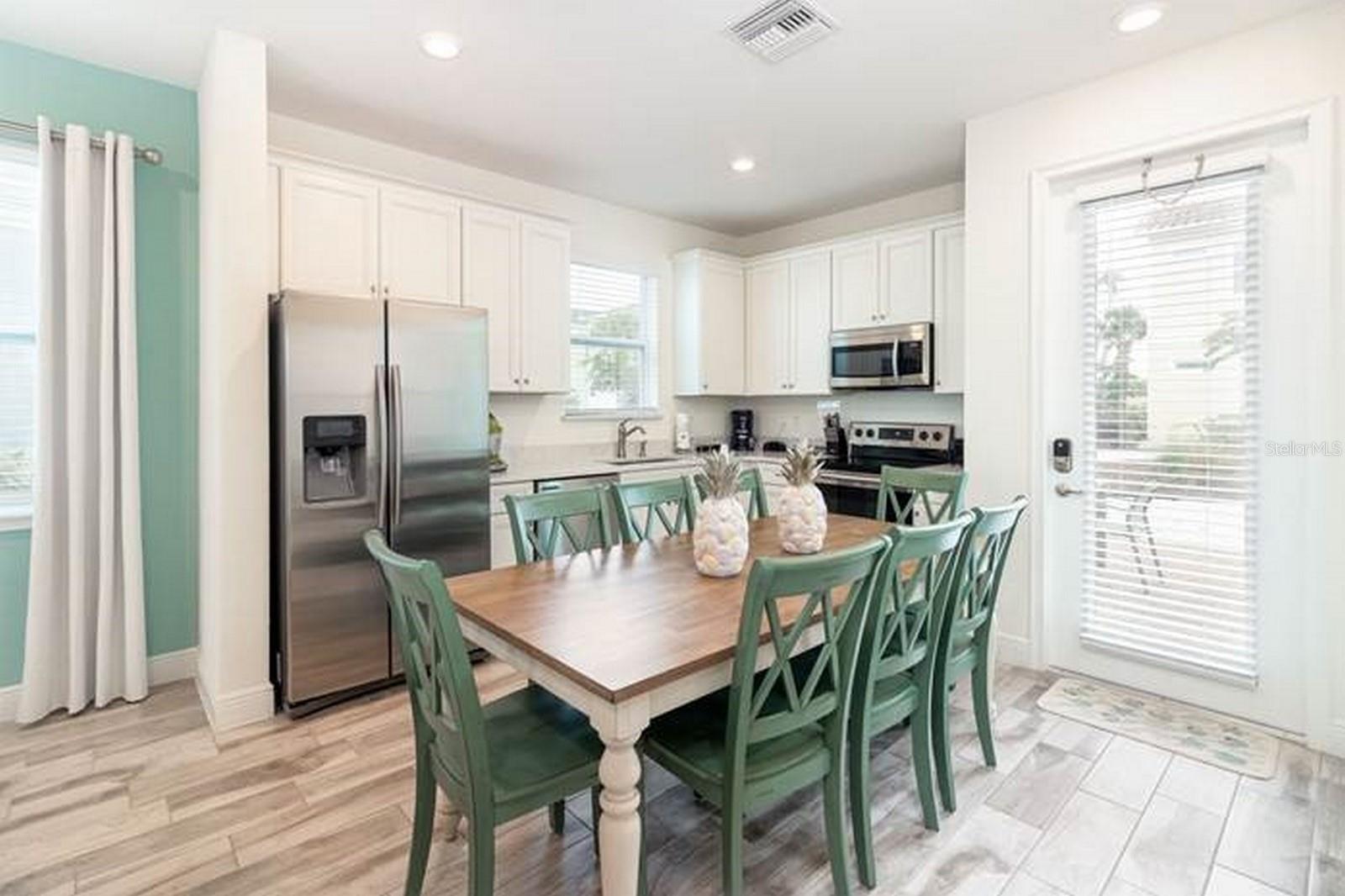 ROLLING OAKS PH 6 - Residential Lease