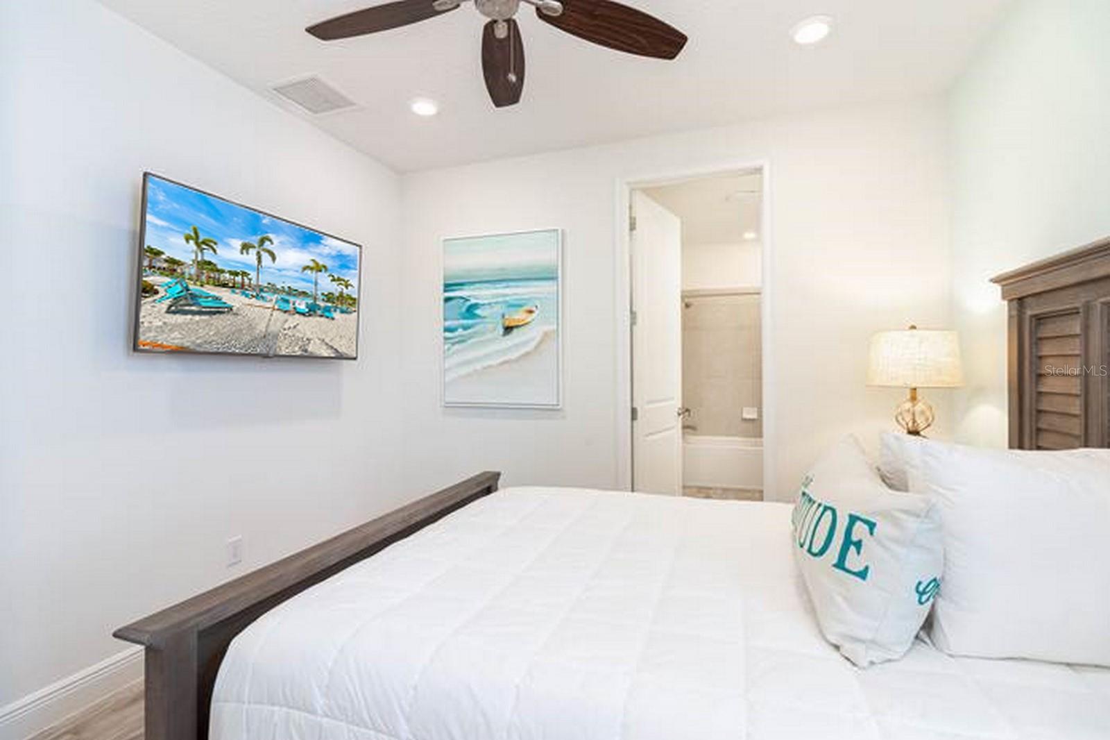 ROLLING OAKS PH 6 - Residential Lease