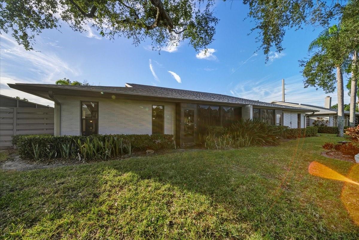 CENTER GATE ESTATE VILL 4 - Residential