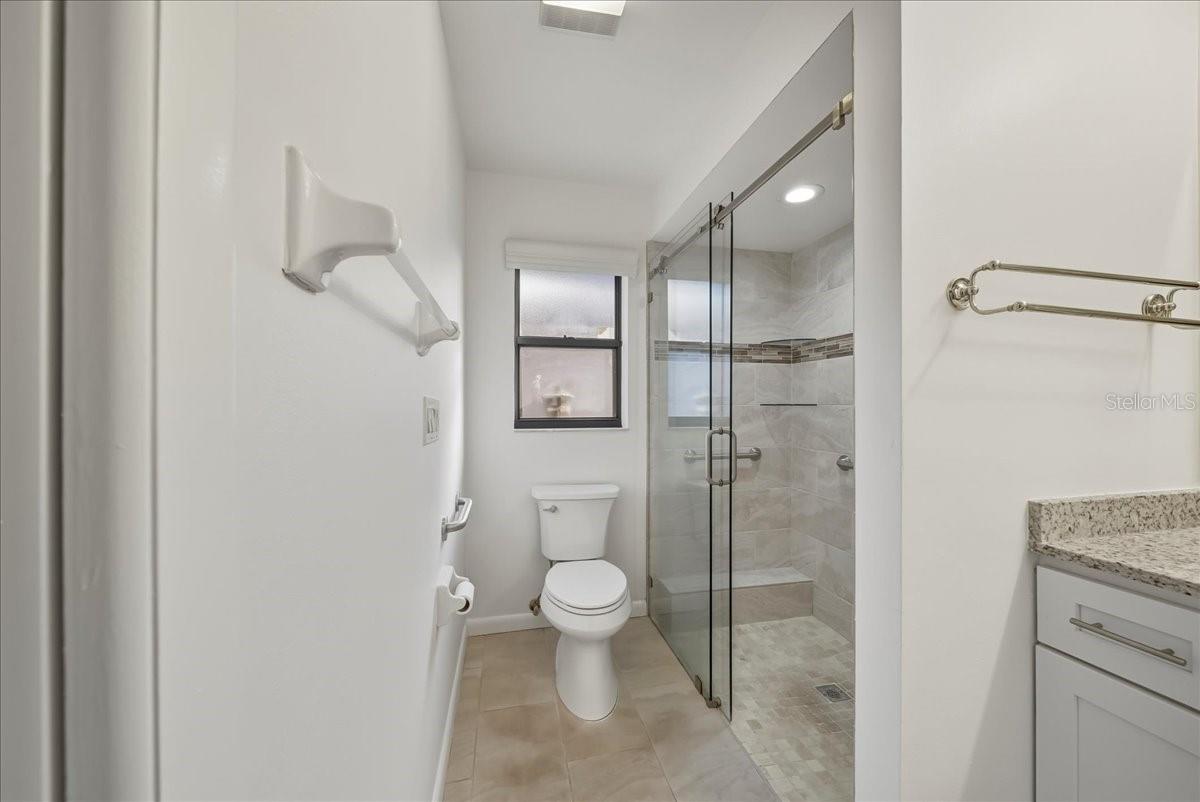 CENTER GATE ESTATE VILL 4 - Residential