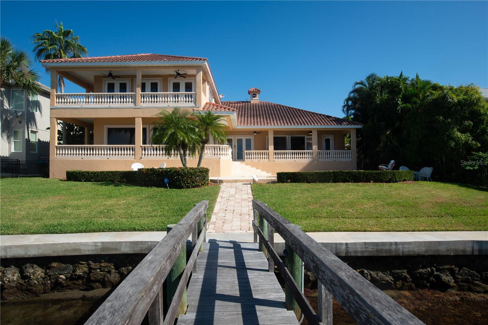 CORAL COVE - Residential Lease