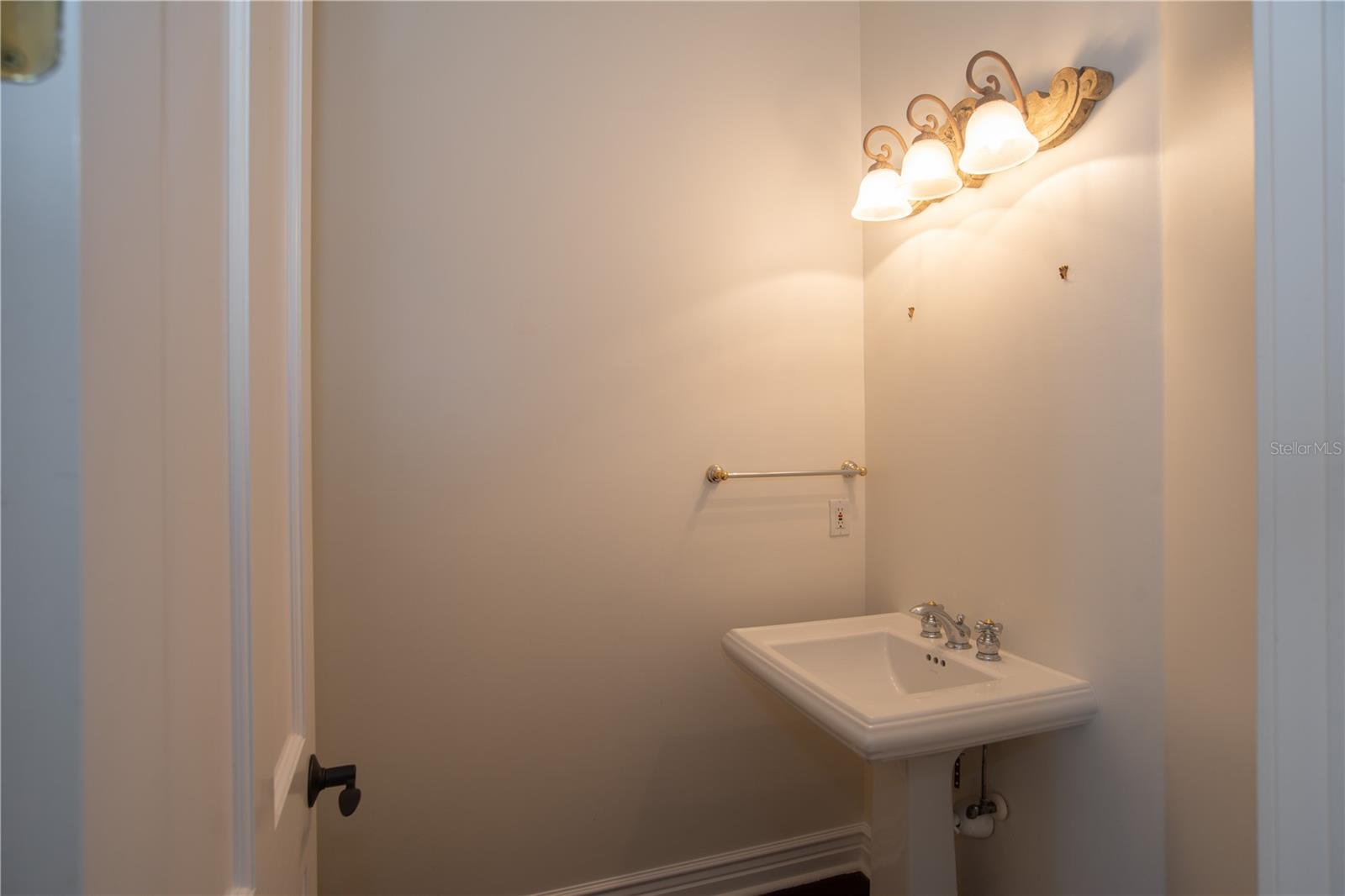 CORAL COVE - Residential Lease