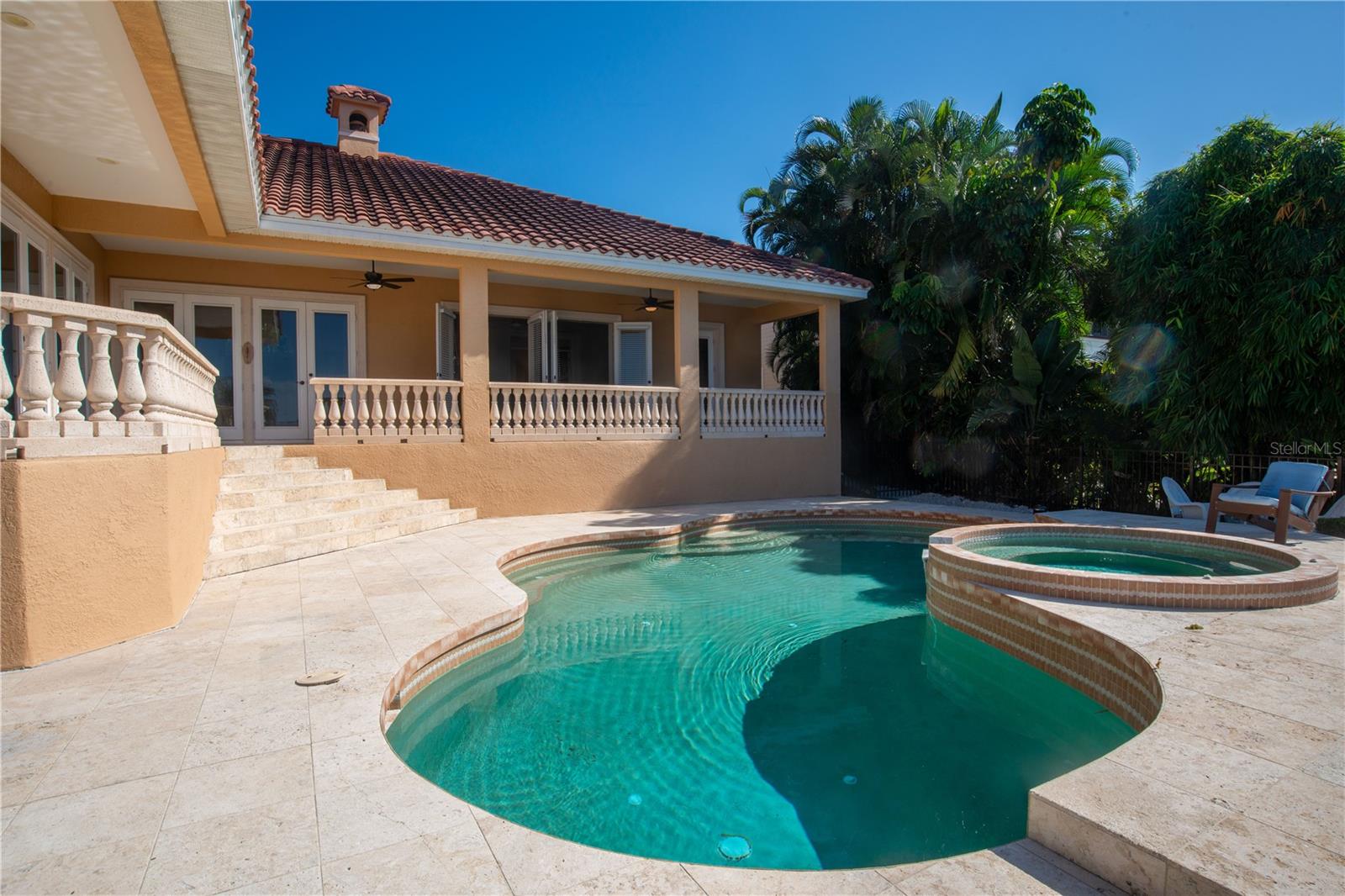 CORAL COVE - Residential Lease