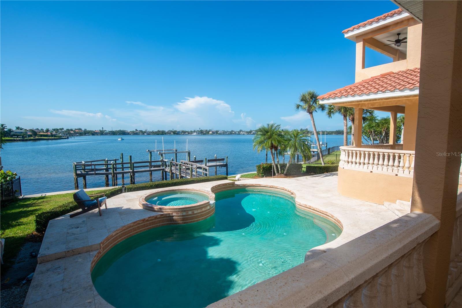 CORAL COVE - Residential Lease