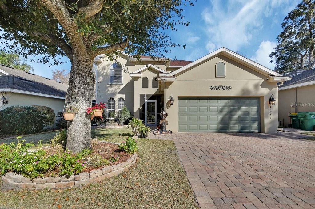 Photo of 1221 Bramley Lane, Deland, FL 32720 (MLS # V4947082)