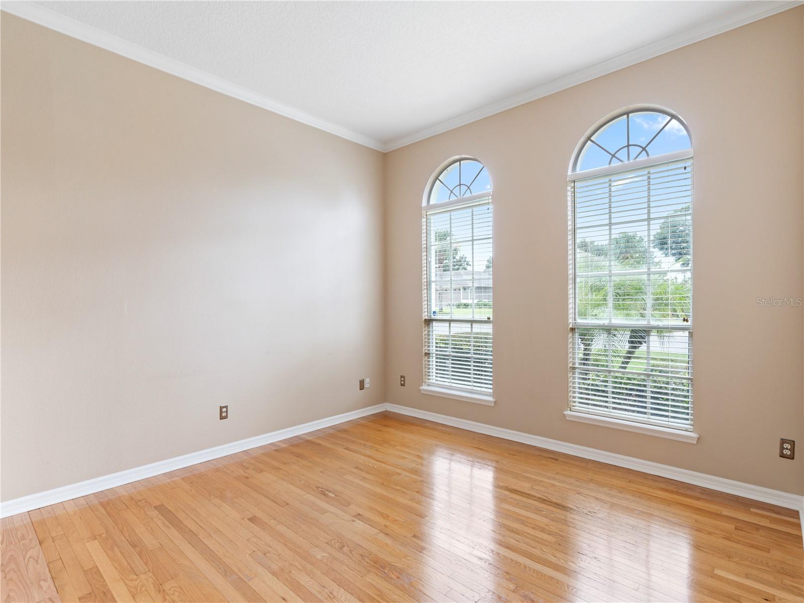 860 EAGLE CLAW COURT
